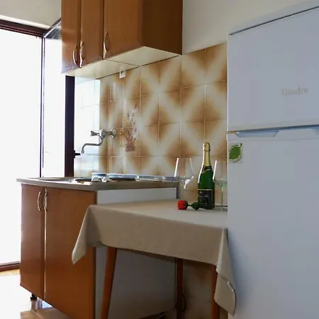 Apartman Floor Panorama Stanici